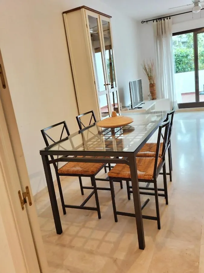 Grand Et Cosy Appartement A 500M De La Plage Estepona 0*,  Spain
